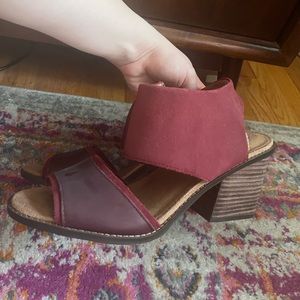 TOMS burgundy block heels, suede sandals